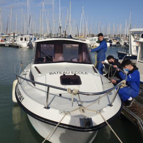 Forme-toi en CAP maintenance nautique ! 